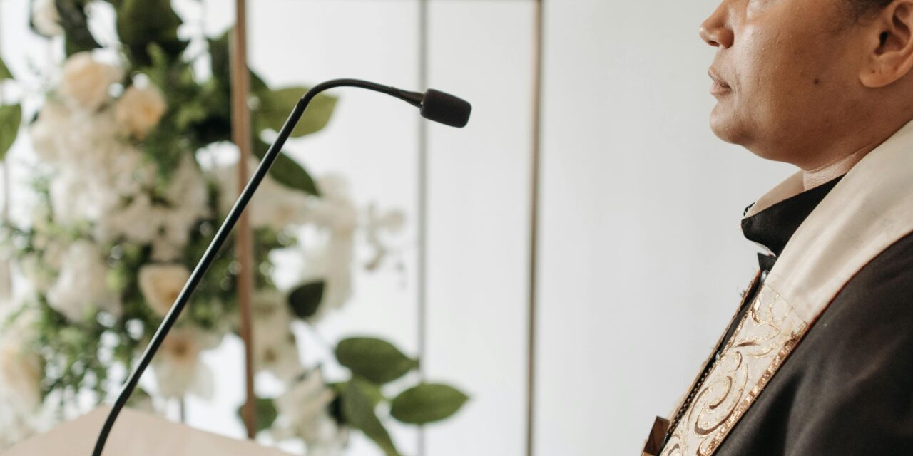 How to Become a Celebrant in Australia: Your Complete Guide